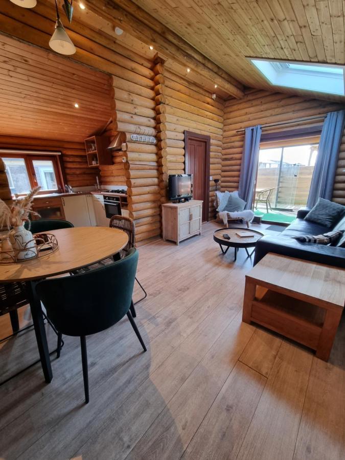 Finse Woning Op Camping De Tulpenweide Breezand Eksteriør billede