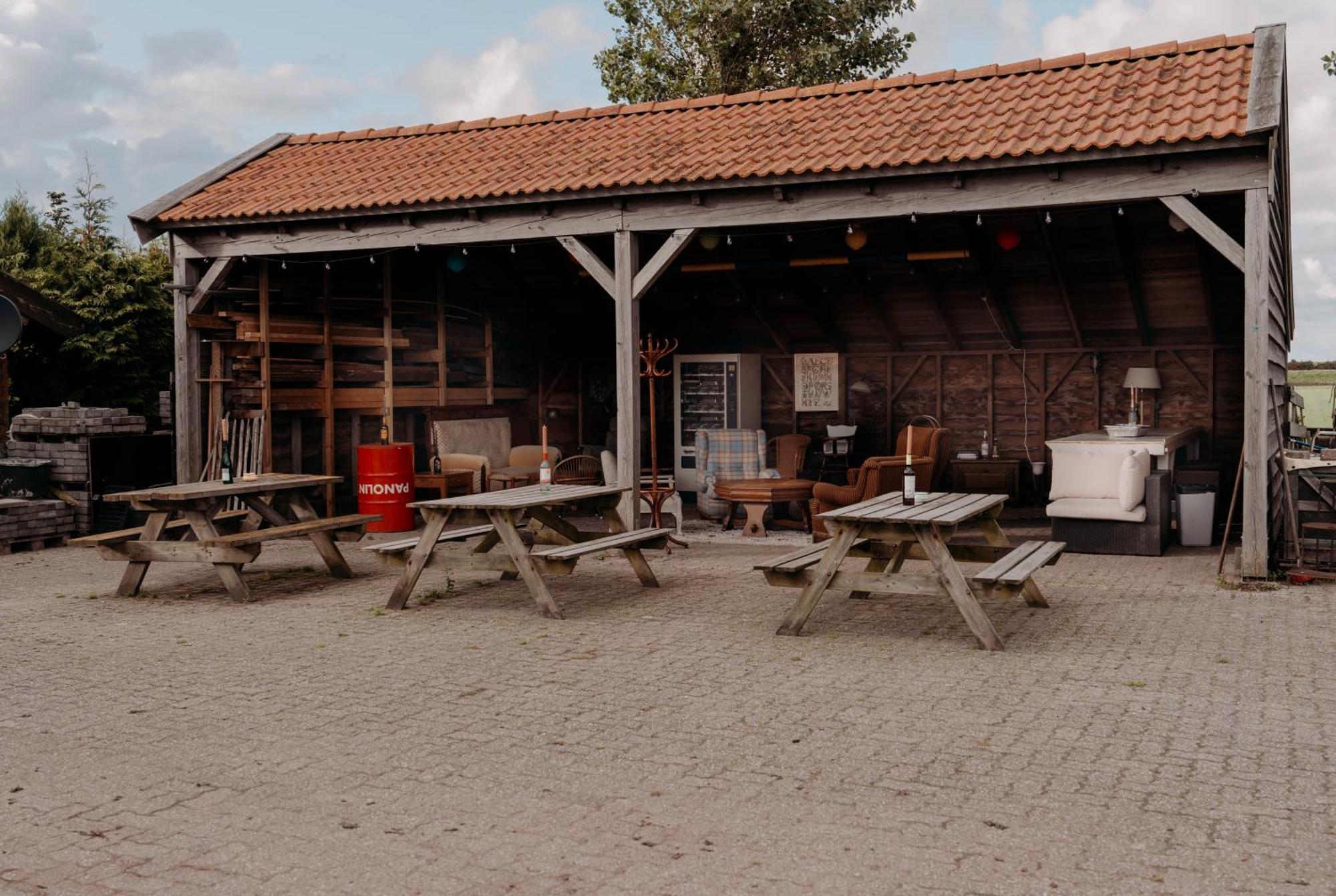 Finse Woning Op Camping De Tulpenweide Breezand Eksteriør billede
